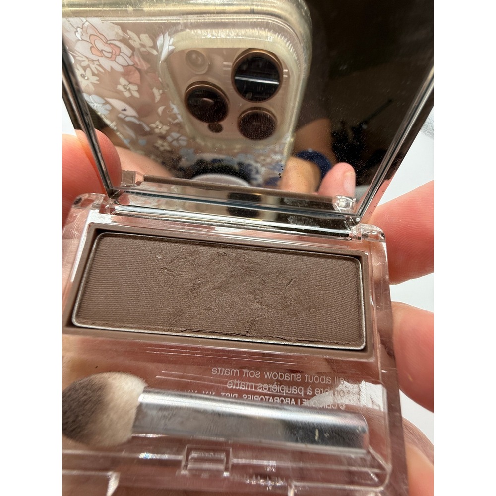 Clinique All About Shadow Soft Matte French Roast AC Brown Eyeshadow 0.07oz